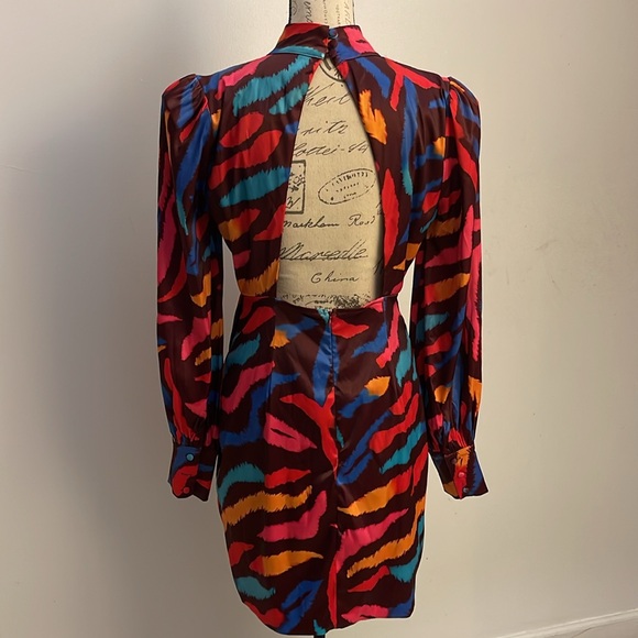 L’ATISTE | Women’s High Neck Cut Out Mini Dress Size Medium M - Picture 5 of 13